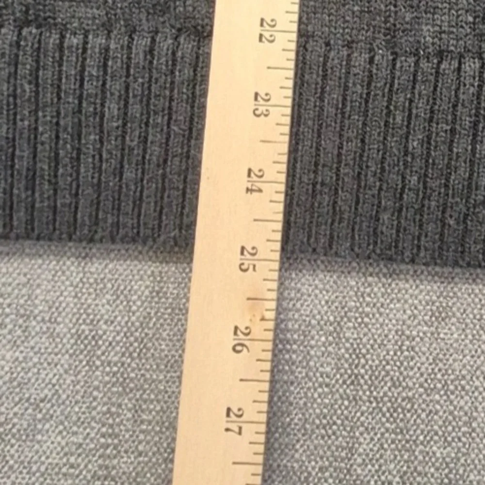 St Johns Bay men's gray 1/4 zip sweater XL 100% Cotton Mock Neck Pullover
